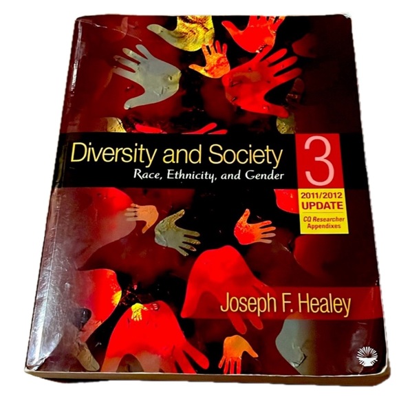 Diversity & Society (3rd e.d.)  by Joseph F. Healey - Picture 3 of 16